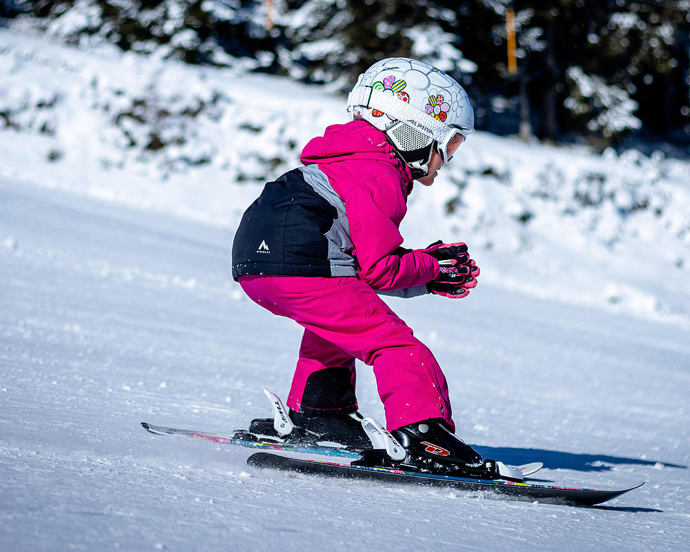 Skifahren ©pixabay / Aiky82