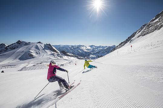 Skifahren ©Hintertuxer Gletscher